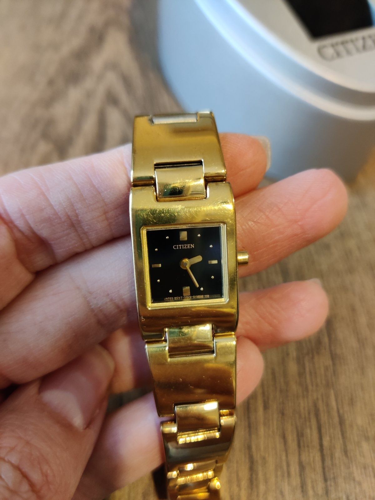 Дамски часовник CITIZEN