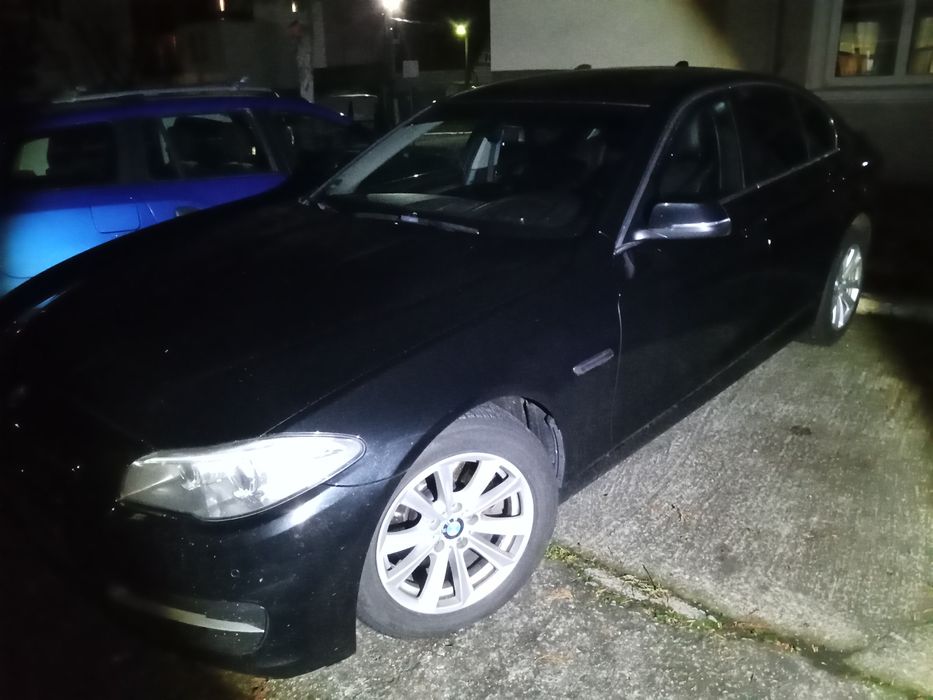 Vând BMW avariat seria 5 model 520d f10