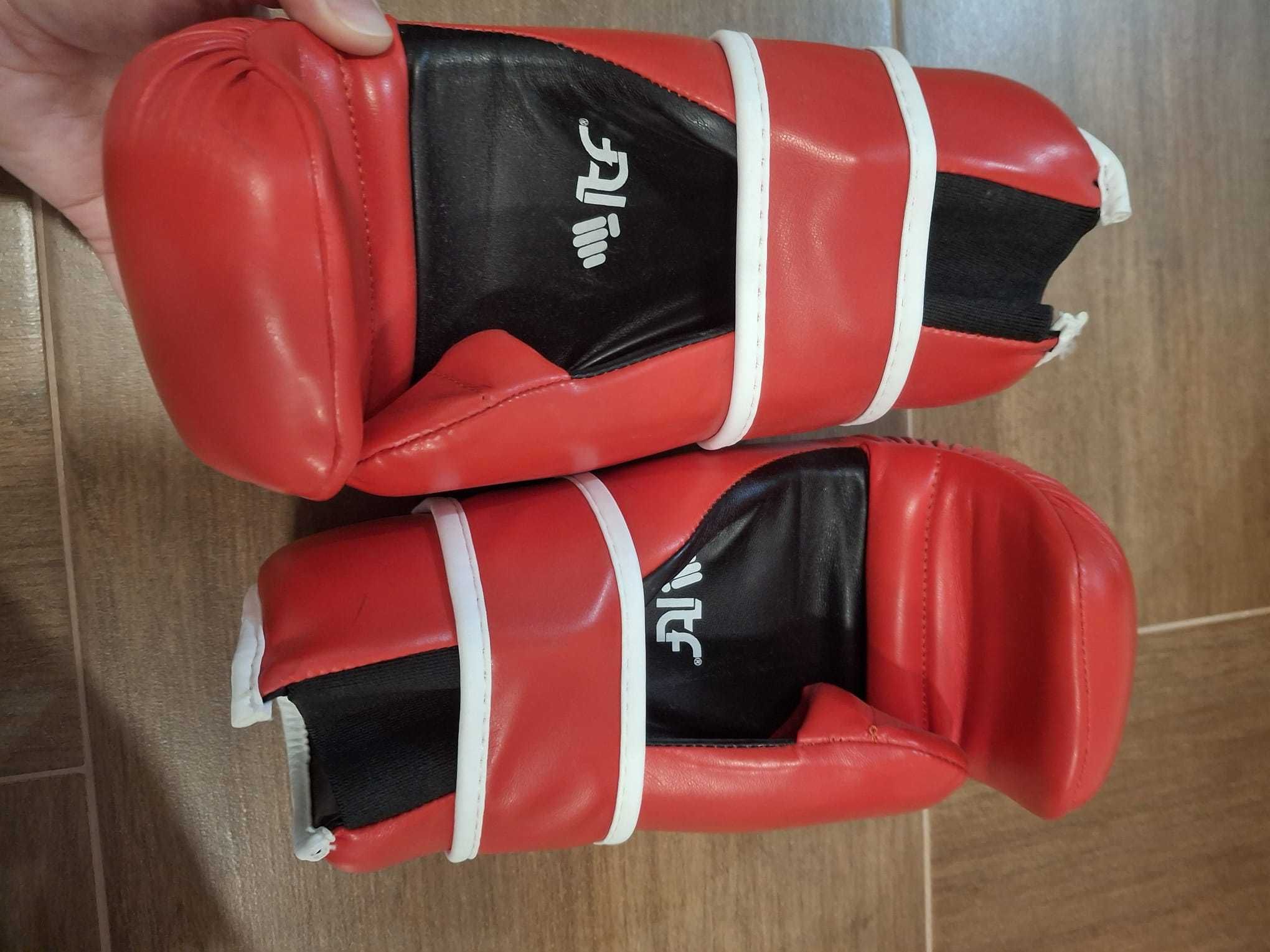 Manusi de box, Adidas, in stare foarte buna