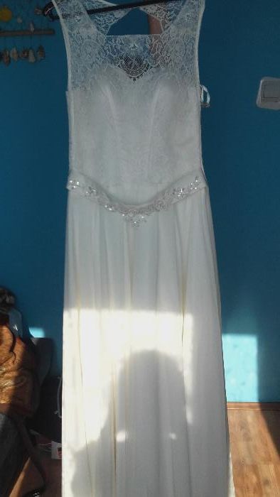 Vand rochie de mireasa