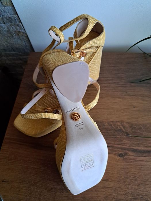 Ingiliz обyвки жълти/сини