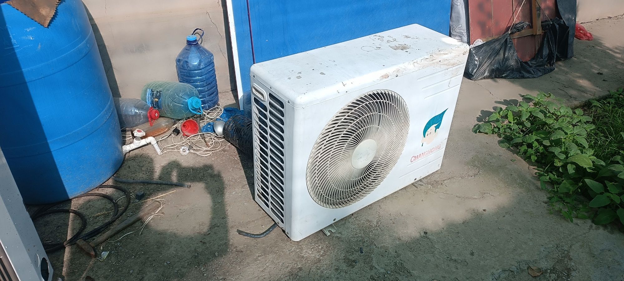 Продается кондиционер колонник 24й