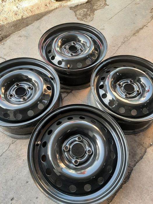 Продается   диски  .15   размер  идеальном   состояния