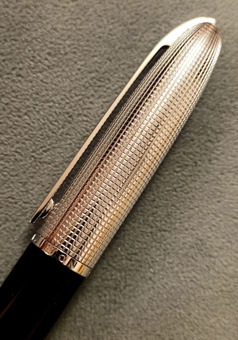 Stilou Louis Vuitton Original nu Cartier , Mont Blank