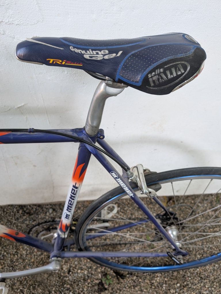 Bicicleta cursiera Mener