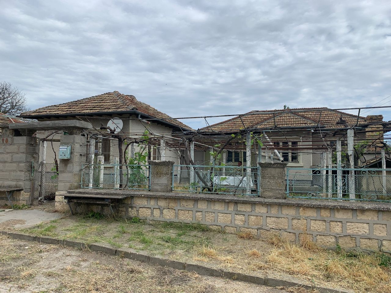 Продава се Къща в с. Брестак, Област Варна - 90 кв.м за 578 €/кв.м - Снимка #1