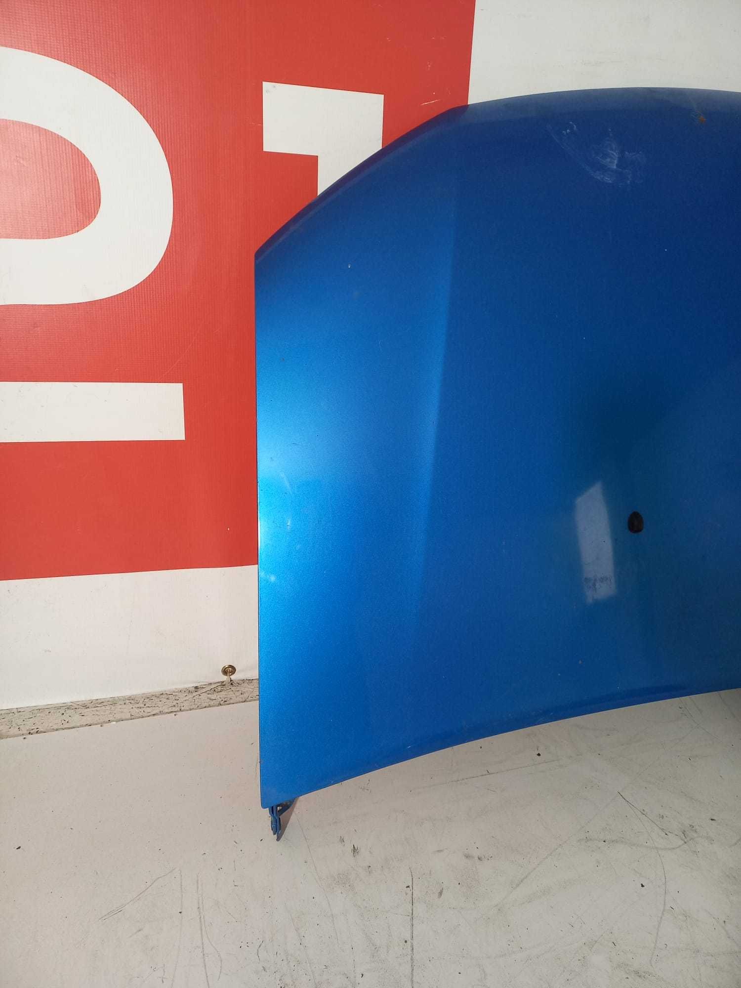 Capota Dacia Sandero Stepway 2013 cu defect