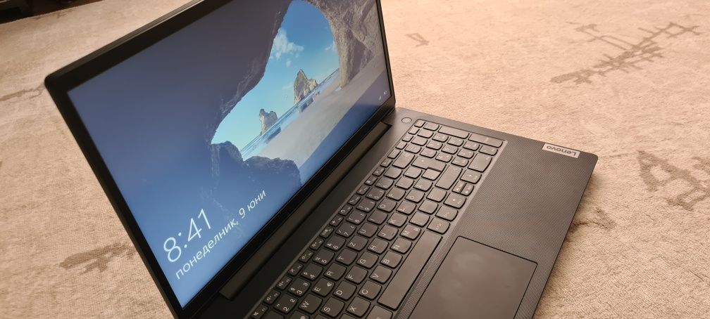 Лаптоп Lenovo V15 G2 IJL, Intel® Celeron® N4500, 15.6", Full HD, 8GB,