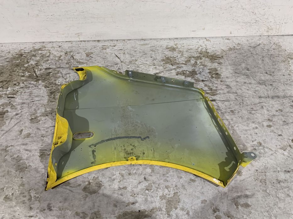 Aripa stanga fata VW Transporter, 2003, 2004, 2005, 2006, 2007, 2008, 2009, 2010, 2011, 2012, 2013, 2014, 2015, 2016, 2017, 2018.