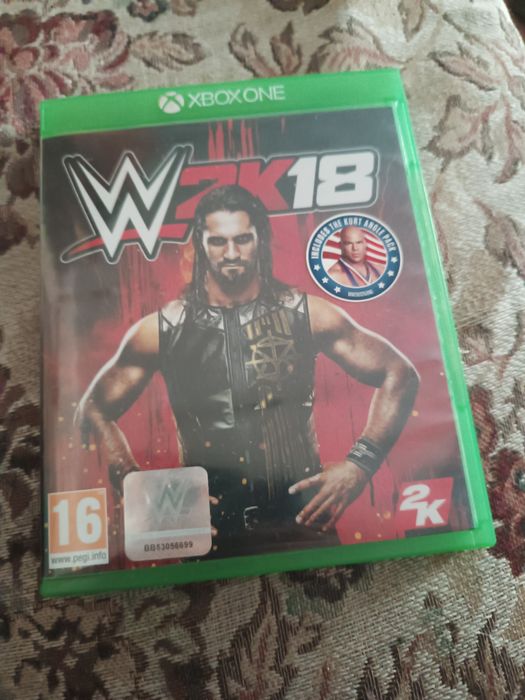 Vând joc nou nouț și căști Apple