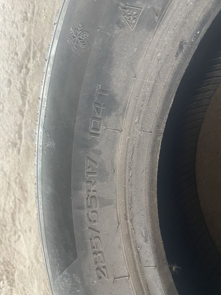 Продам зимние шины