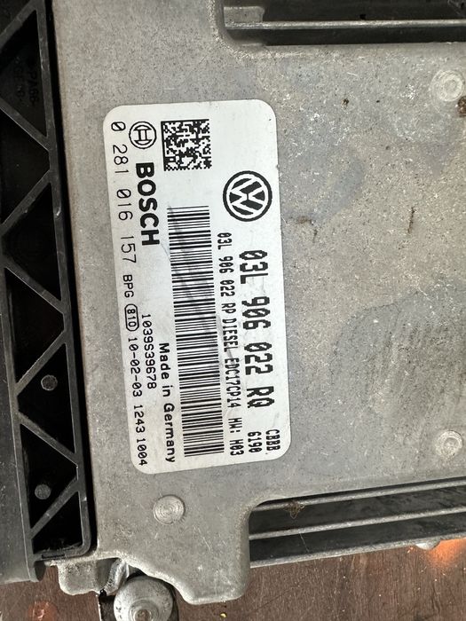 Calculator motor ecu vw tiguan 5N 2.0tdi cba cbb 03L906022RQ