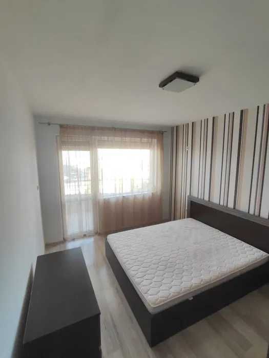 Дава се под наем Двустаен апартамент в Бургас, Славейков - 62 кв.м за 165.75 € - Снимка #1