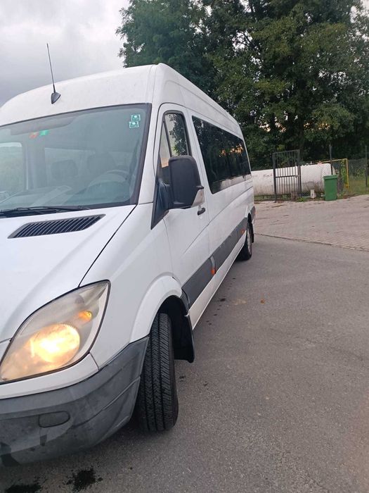 Vând Mercedes Sprinter Bus 9 locuri, 313 cei, 2011 8500 euro fix.