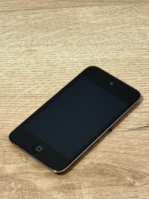 iPod Touch 4th gen 8GB