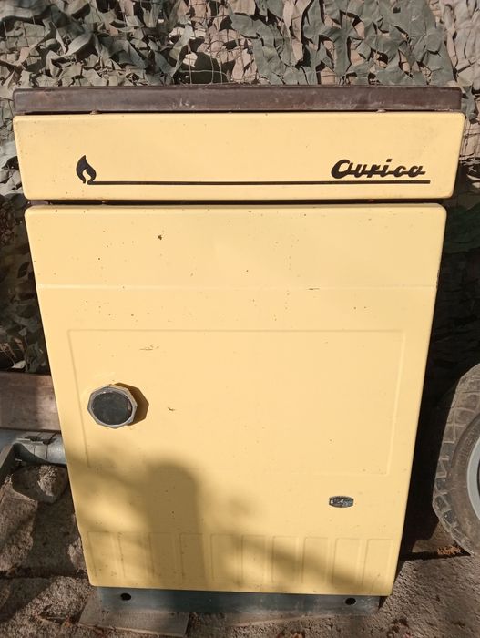 Vând sobă pe gaz stare ff bună bun