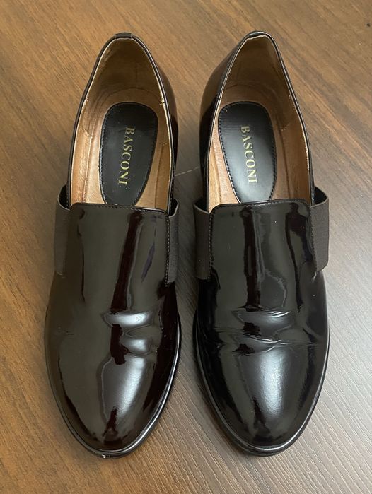 Туфли женские, лаковые, “BASCONI” размер 36, состояние отличное