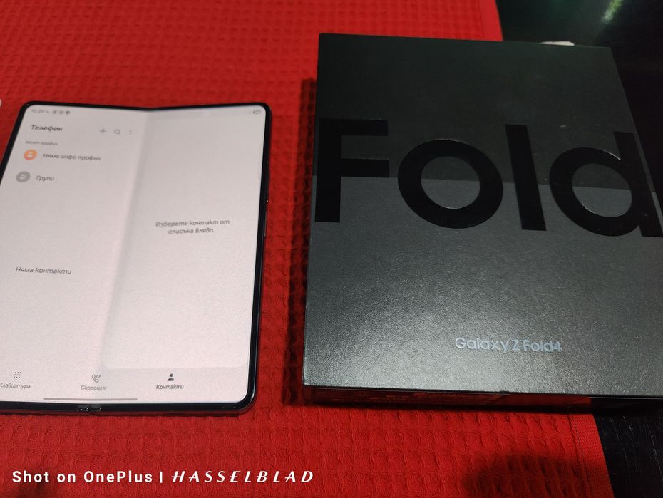 Samsung Galaxy Fold 4 Black 256GB 12RAM Изряден отключен за всички опе