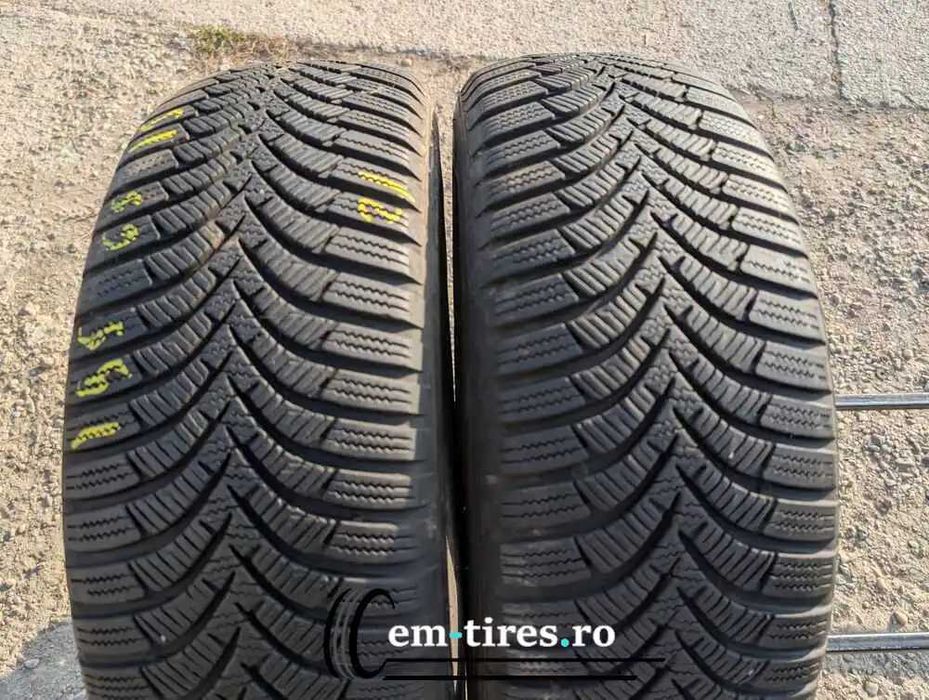 SET 2 Anvelope Iarna 195/65 R15 HANKOOK Winter i ras