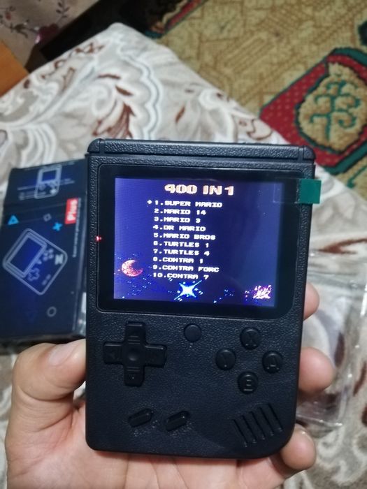 Consola retro cu jocuri