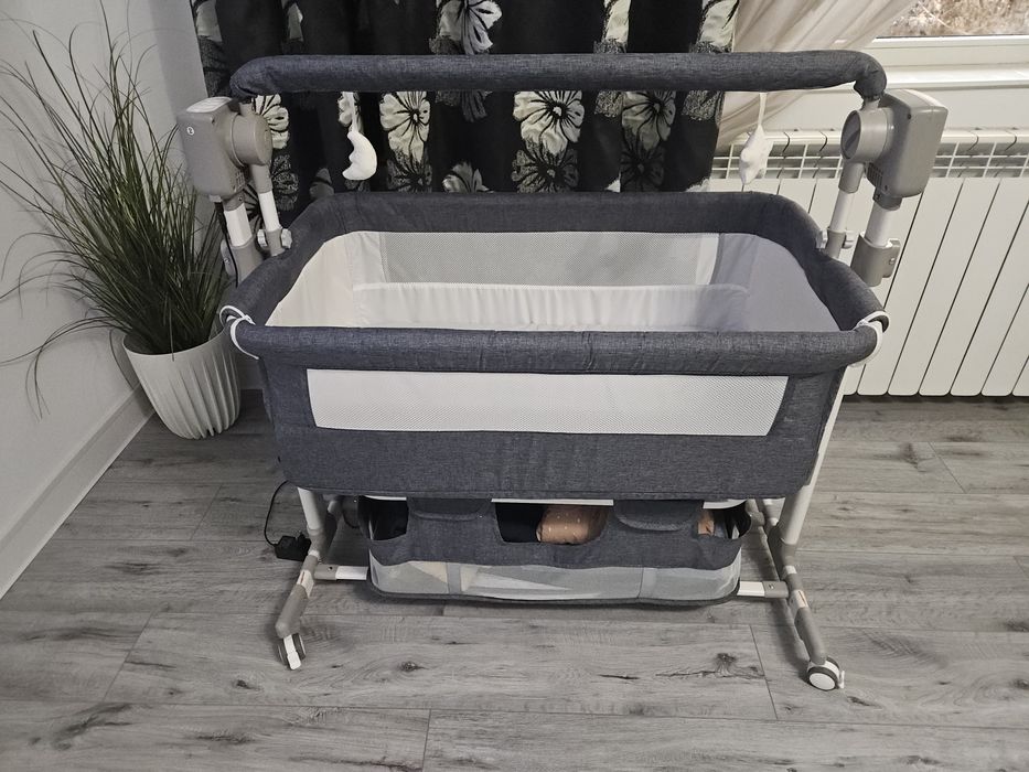 Patut bebelus electric multifunctional