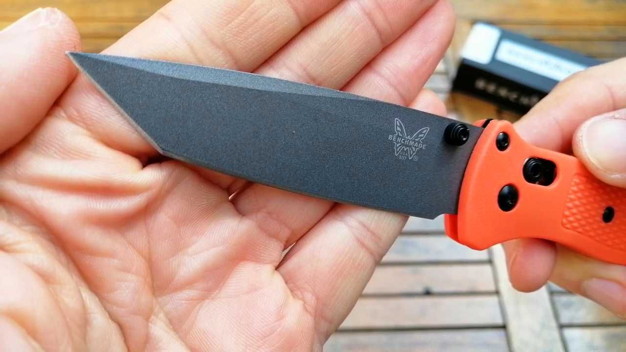 Benchmade Bailout Axis Cutit Briceag Drumetie Vanatoare pescuit