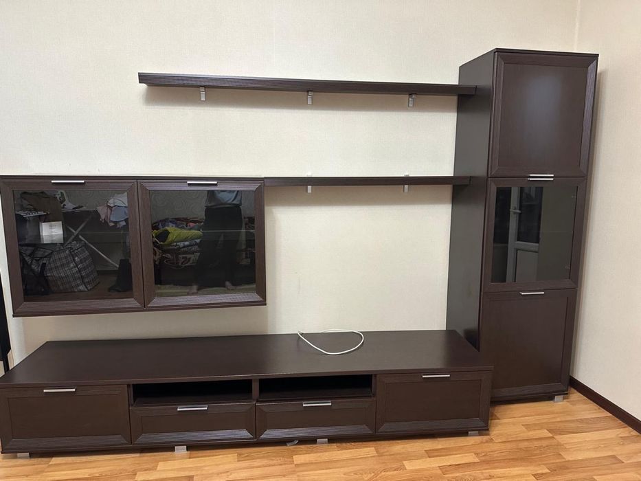 Продам полку стенку