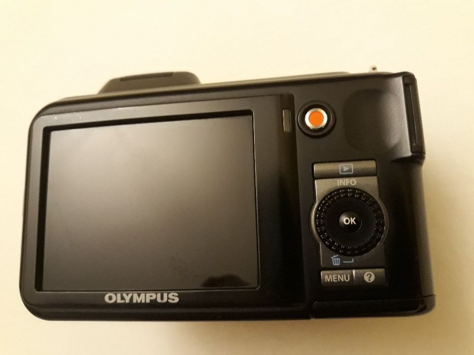 Aparat foto Olympus SP-600UZ