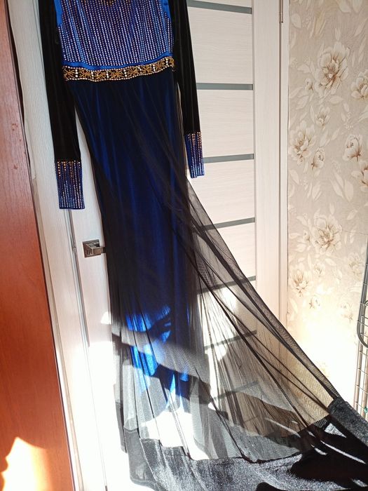 Продам красивое платье