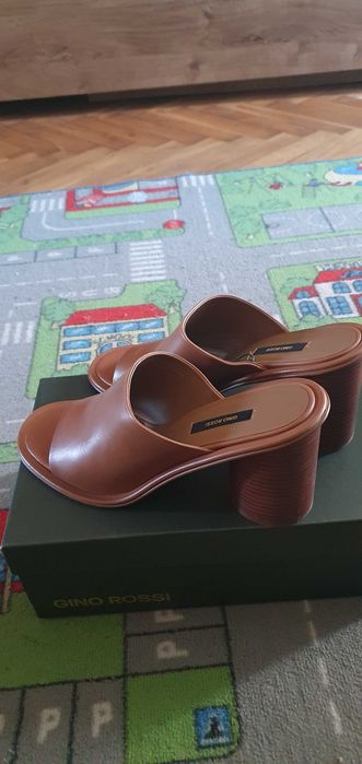 Дамски чехли с ток 41 номер