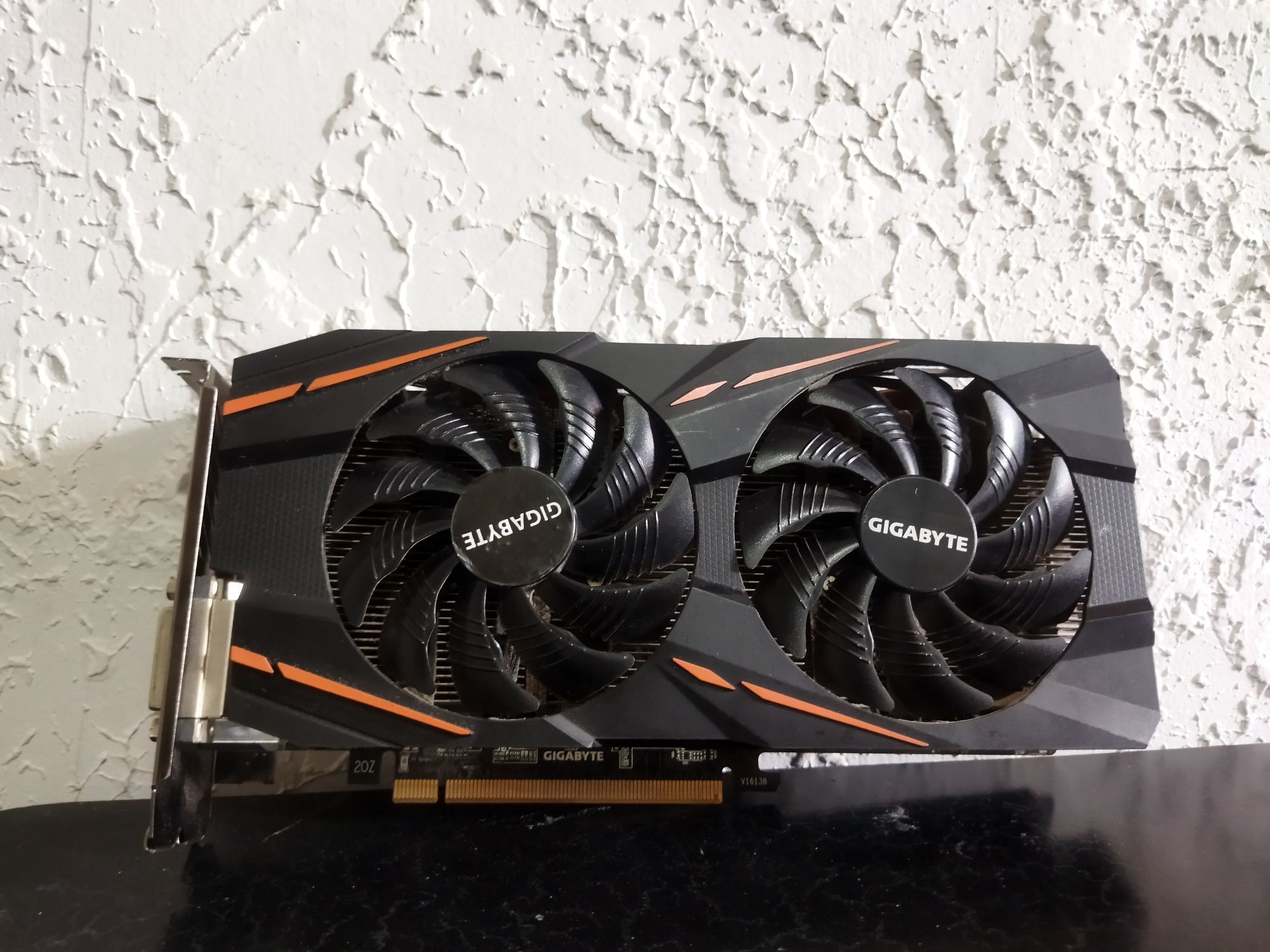 Видеокарта gigabyte rx 480 4gb в хорошем состоянии