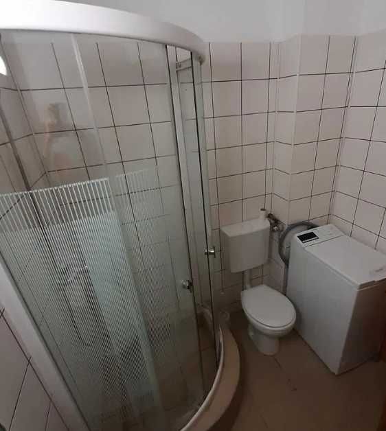 Дава се под наем Двустаен апартамент в Пловдив, Кършияка - 64 кв.м за 204 € - Снимка #2