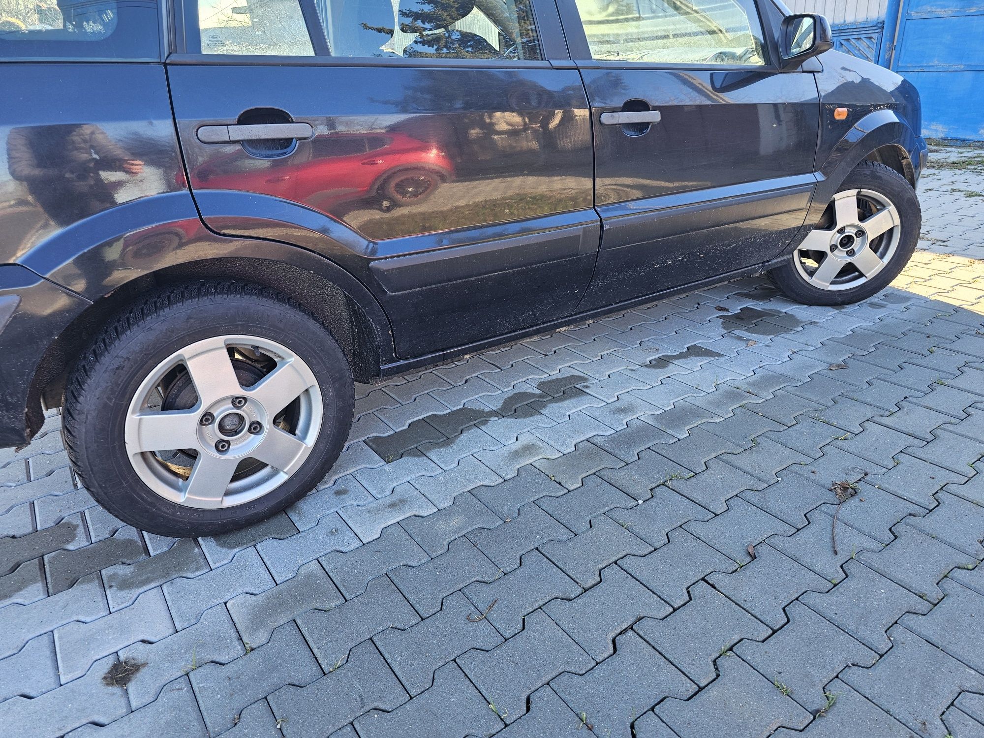 Jante aliaj 4 x 108 15" + Anvelope Iarna 185/65