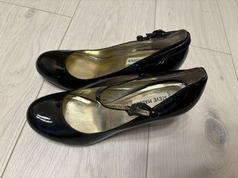 Pantofi toc lacuiti Steve Madden marimea 38