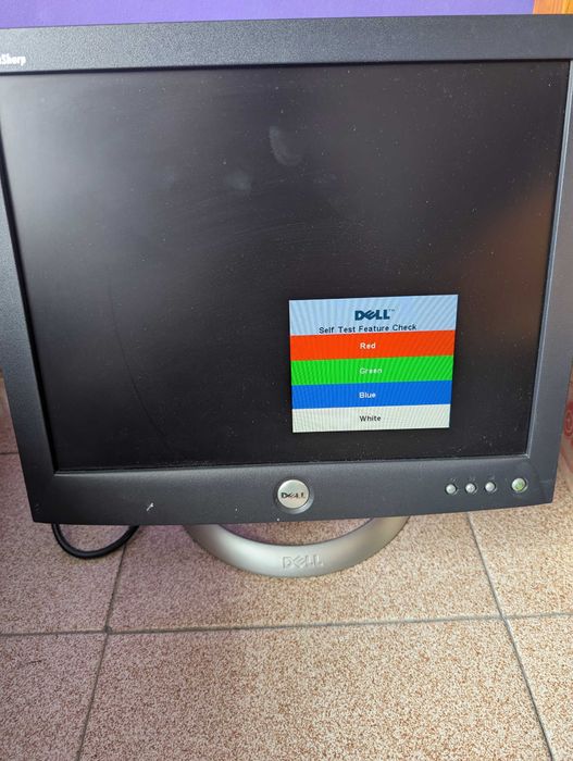 15" Монитор Dell UltraSharp