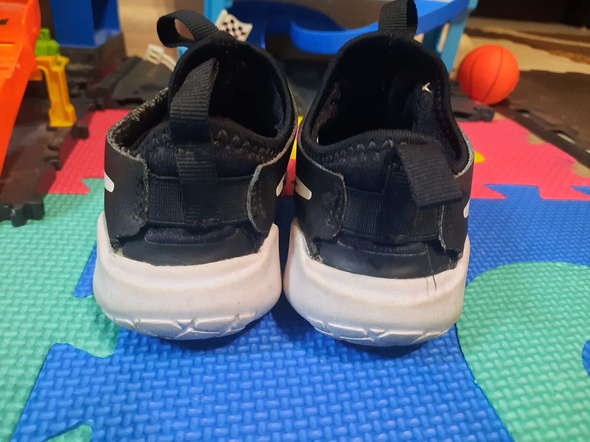 Маратонки Nike Flex Runner 27н.