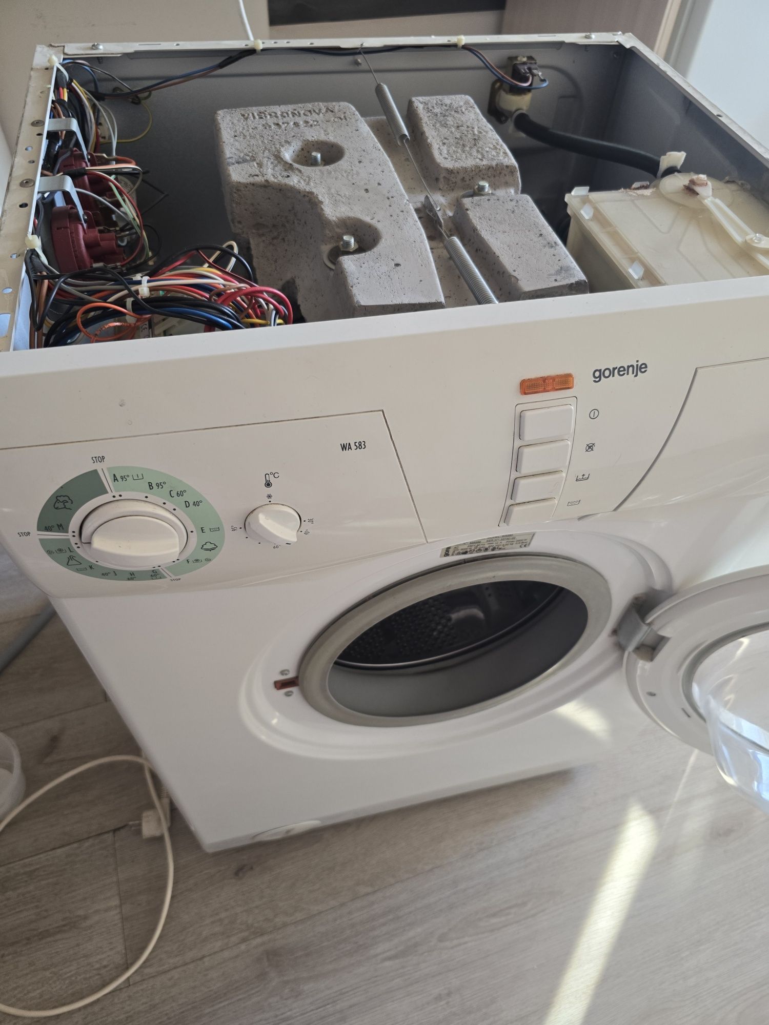 Продавам пералня Gorenje