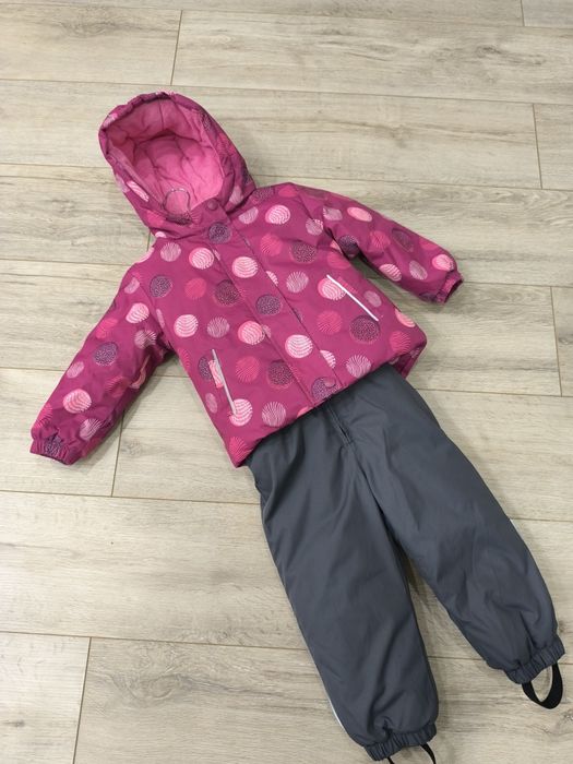Продам куртку/комбинезон для девочки