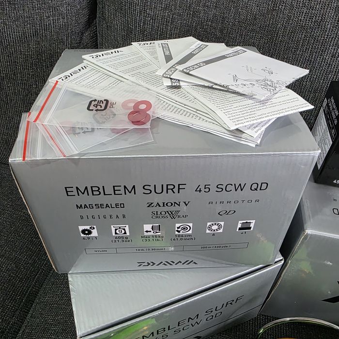 Mulinete Daiwa Emblem Surf 45 SCW QD