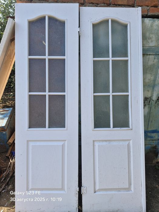 Продам двери б/у