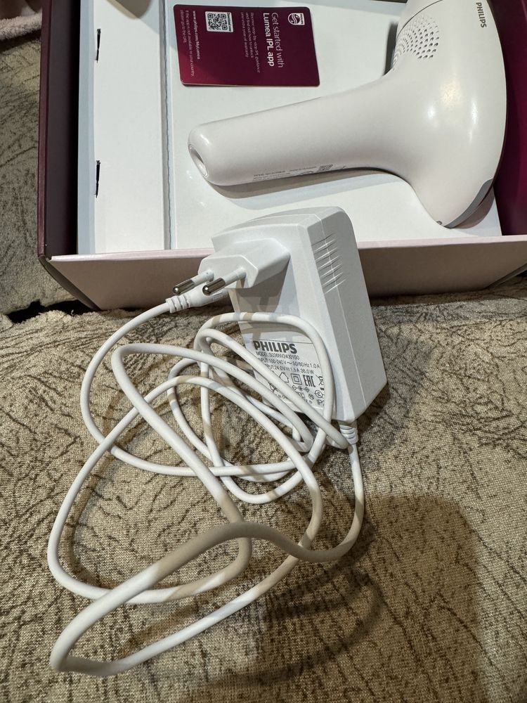 Фотоепилатор Philips Lumea Advanced