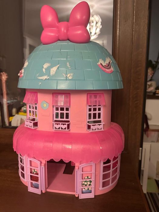 Casuta Minnie roz