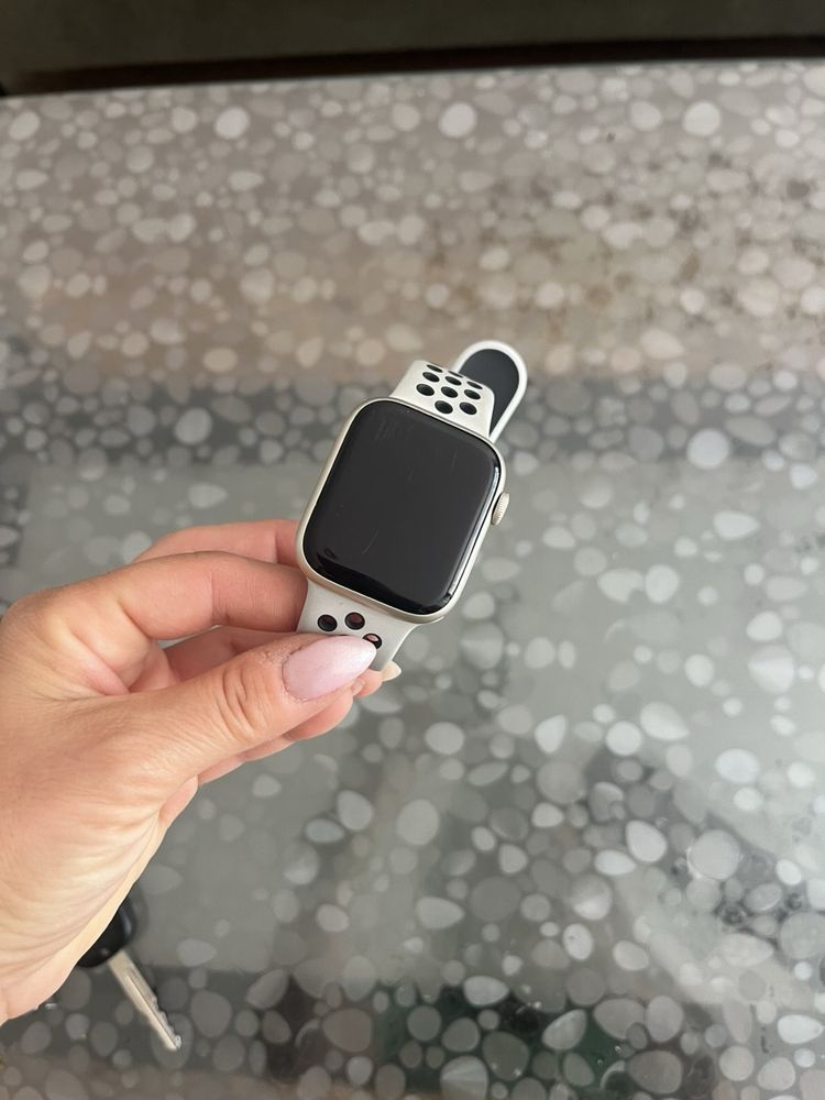 Apple Watch 7, 45mm, Nike edition