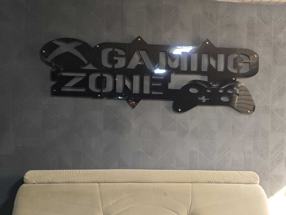 Reklama sohasida ishlashni hohlovchi yoshlarni shogirtlikka olamiz