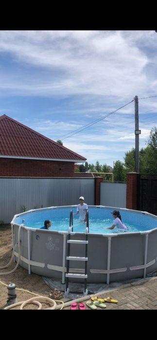 Продам каркасный бассейн