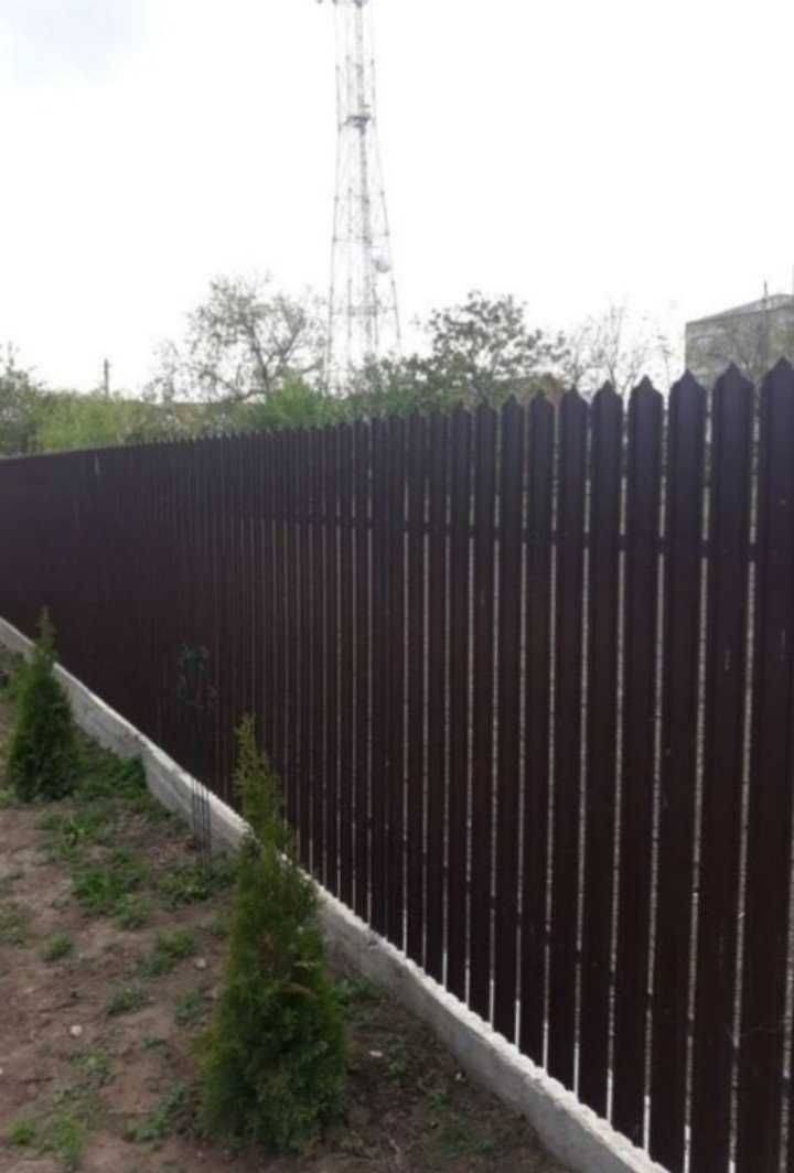 Construim garduri din sipca metalica, jaluzele, tabla, plasa si BCA
