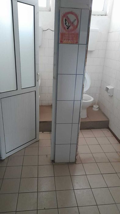 Ofer spre inchiriere Spatiu Comercial