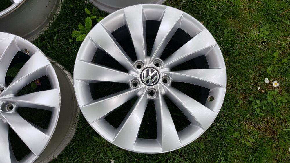4бр. оригинални лети джанти VW Interlagos 5x112 8Jx18"