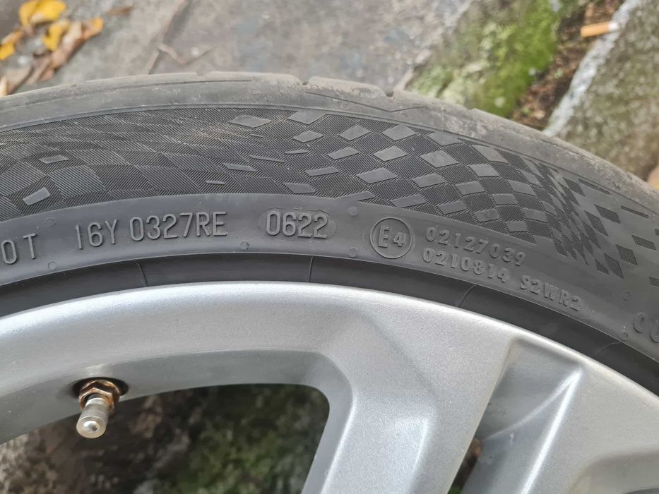 Continental Sport Contact 7 255/40 ZR 19