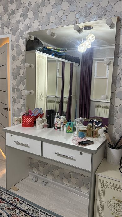 Продам зеркало срочно